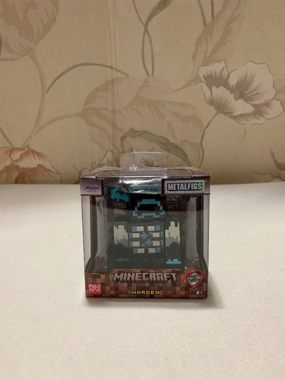 Mojang Minecraft Metalfigs Warden - NIB